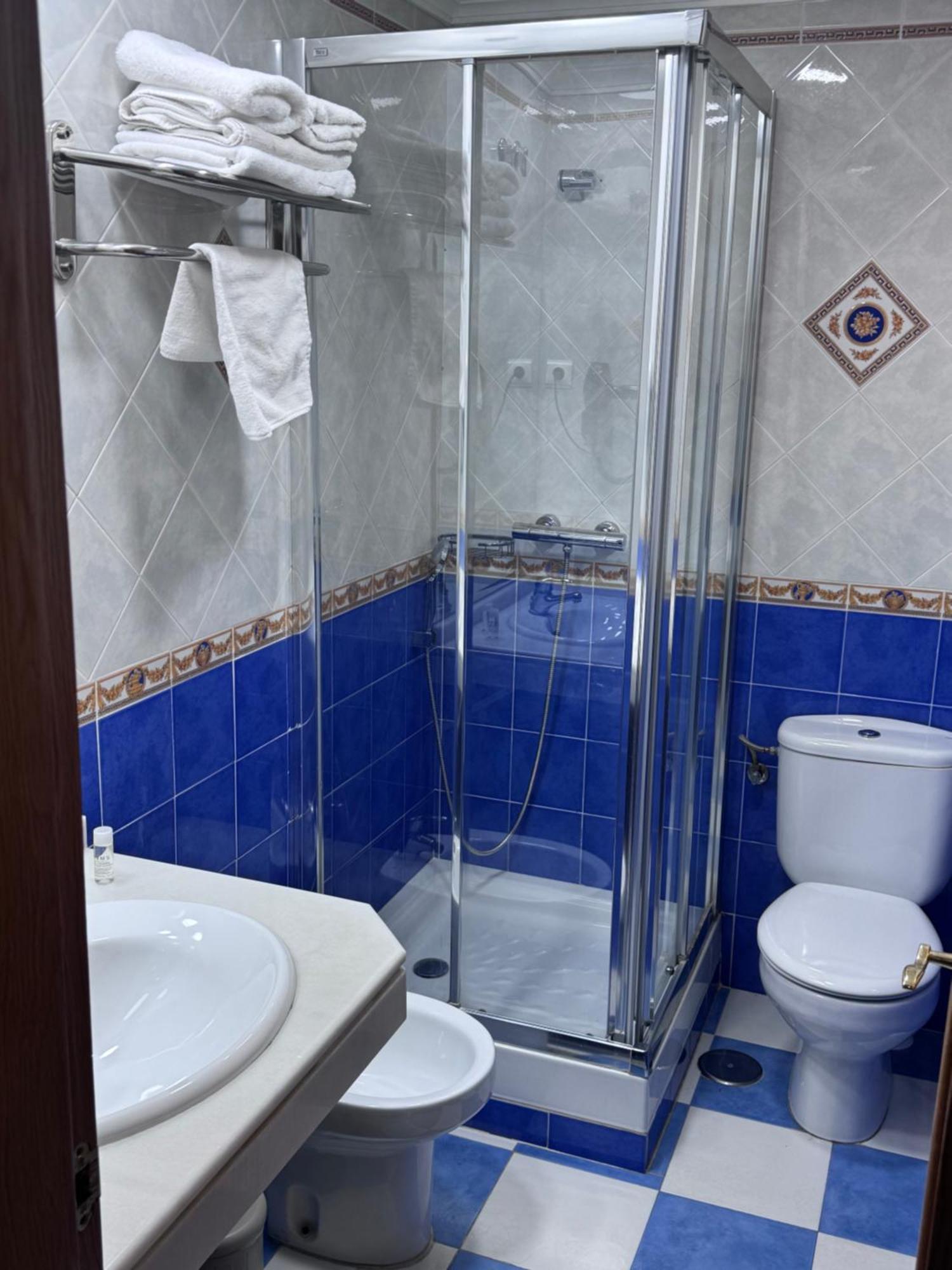 Apartamentos Nina De Oro Torremolinos Zewnętrze zdjęcie
