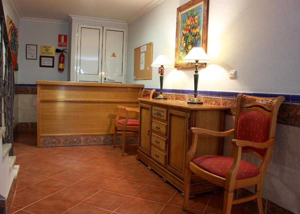 Apartamentos Nina De Oro Torremolinos Zewnętrze zdjęcie