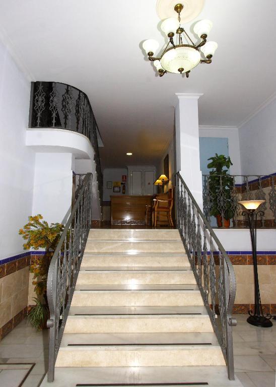 Apartamentos Nina De Oro Torremolinos Zewnętrze zdjęcie